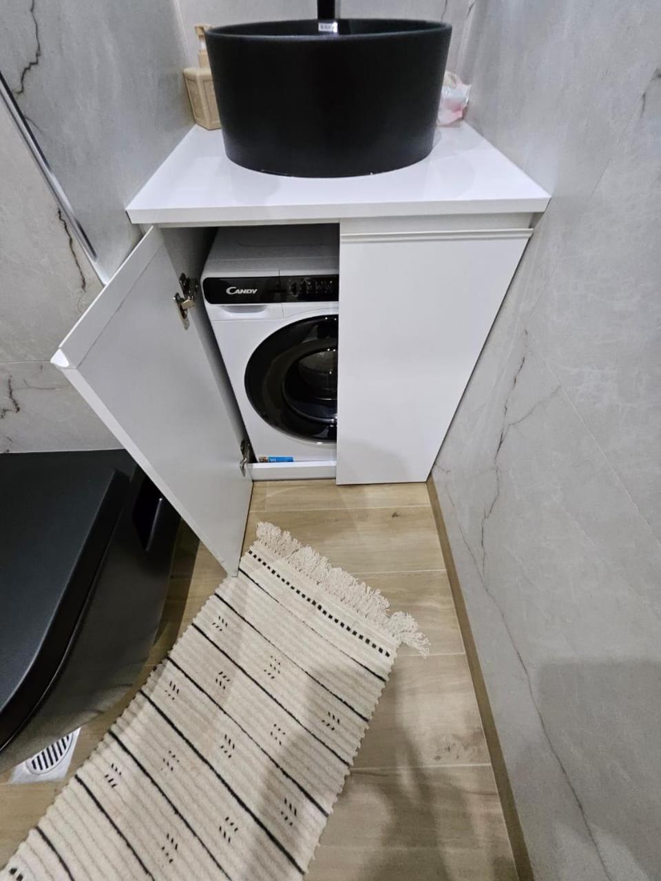 Agora Luxury Apartment 7 路特奇 外观 照片