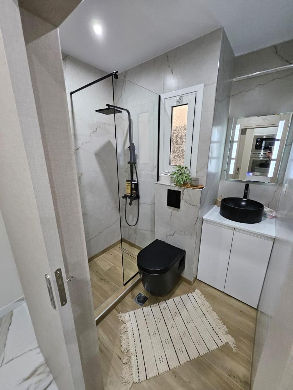Agora Luxury Apartment 7 路特奇 外观 照片